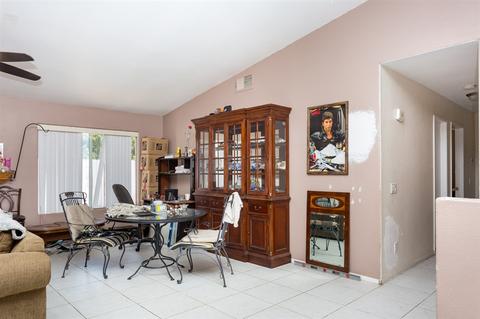 574 Tag Ln, Ramona, CA 92065 photo 9