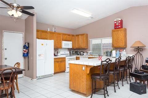 574 Tag Ln, Ramona, CA 92065 photo 11