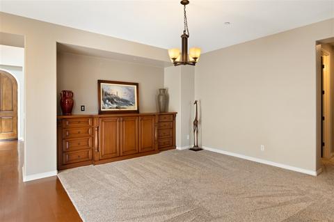 2811 Windstone Gln, Escondido, CA 92027 photo 13