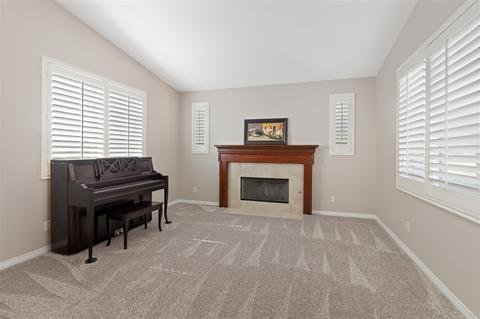 2811 Windstone Gln, Escondido, CA 92027 photo 11