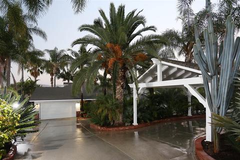 2339 Primrose Ave, Vista, CA 92083 photo 8