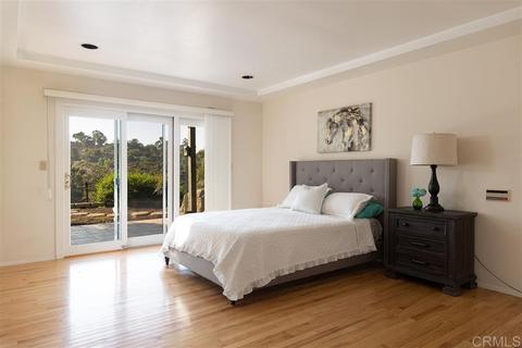 9927 Lemon Ave, La Mesa, CA 91941 photo 14