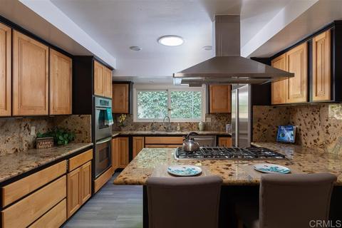 9927 Lemon Ave, La Mesa, CA 91941 photo 12