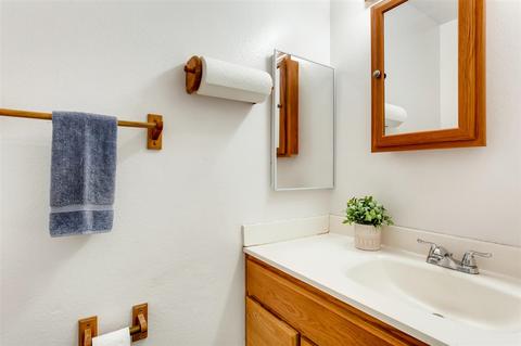 9411 Carlton Oaks Dr UNIT C, Santee, CA 92071 photo 13