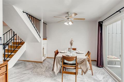 9411 Carlton Oaks Dr UNIT C, Santee, CA 92071 photo 11