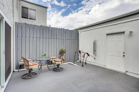 9411 Carlton Oaks Dr UNIT C, Santee, CA 92071 photo 18