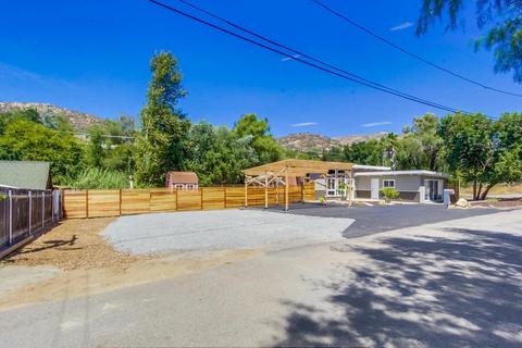 905 Silverbrook Dr, El Cajon, CA 92019 photo 3