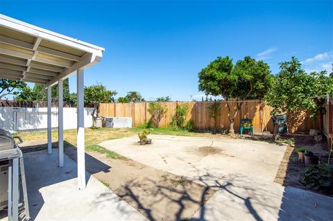 128 Avenida Del Gado, Oceanside, CA 92057 photo 9