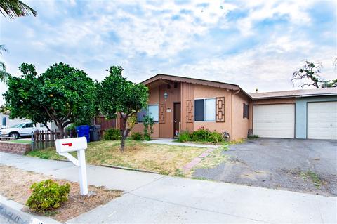 128 Avenida Del Gado, Oceanside, CA 92057 photo 2