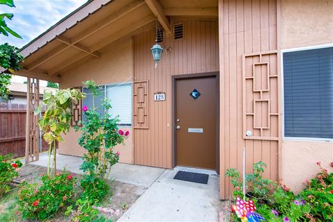 128 Avenida Del Gado, Oceanside, CA 92057 photo 6