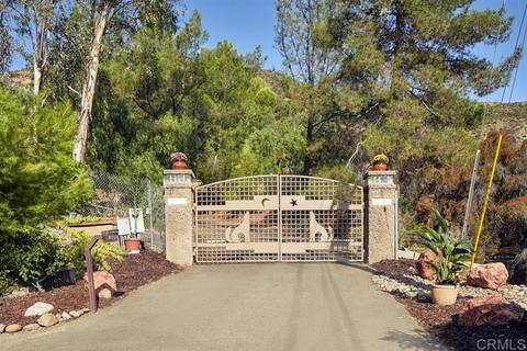 3330 Zumbrota Rd, Alpine, CA 91901 photo 2