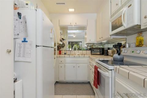 1914 Springdale Ln, Encinitas, CA 92024 photo 8