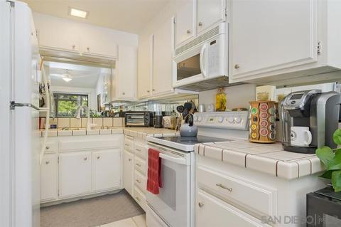 1914 Springdale Ln, Encinitas, CA 92024 photo 7