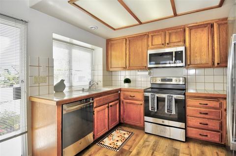Undisclosed, Oceanside, CA 92056 photo 9
