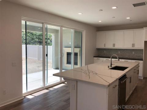 9020 Hightail Dr, Santee, CA 92071 photo 4