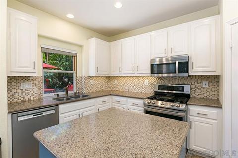 6077 Paseo Carreta, Carlsbad, CA 92009 photo 16