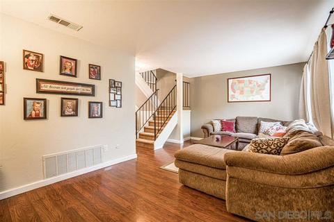 9401 Carlton Oaks Dr #B, Santee, CA 92071 photo 2