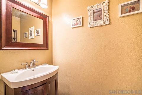 9401 Carlton Oaks Dr #B, Santee, CA 92071 photo 5