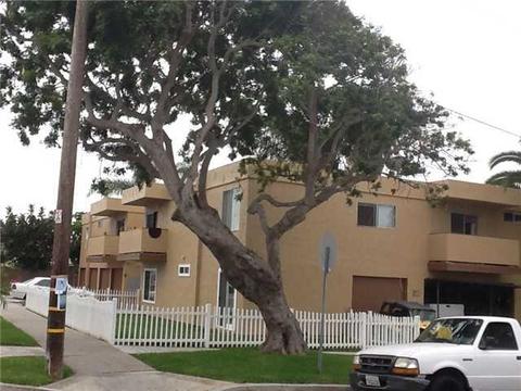 601 S Tremont St #B, Oceanside, CA 92054 photo 2