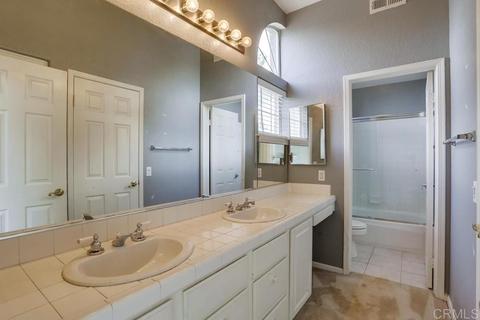 1007 Felicidad, Fallbrook, CA 92028 photo 18