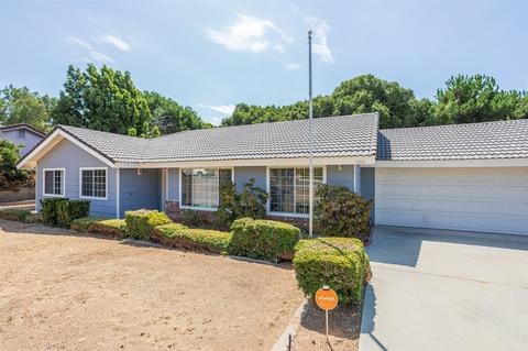484 Merida Dr, Fallbrook, CA 92028 photo 1