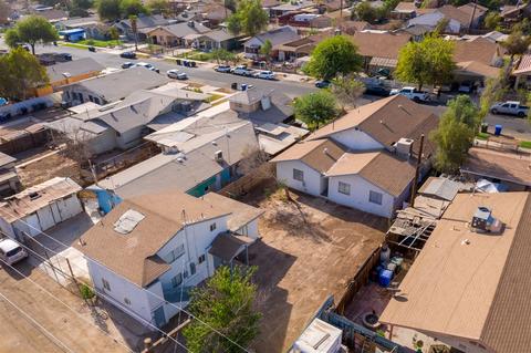 684 W Heil, El Centro, CA 92243 photo 25