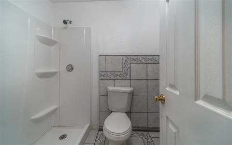 684 W Heil, El Centro, CA 92243 photo 10
