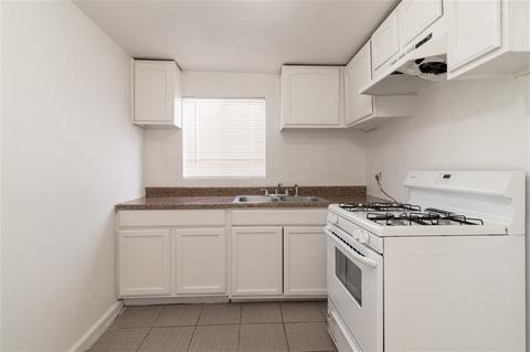 684 W Heil, El Centro, CA 92243 photo 19