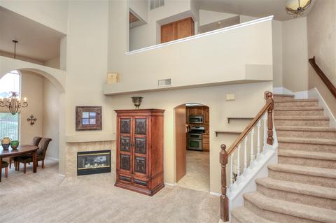 1779 Avenida Segovia, Oceanside, CA 92056 photo 4
