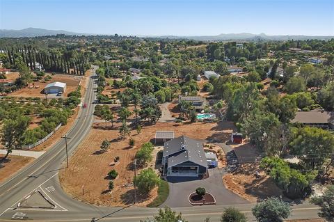 1939 Calmin Dr, Fallbrook, CA 92028 photo 23