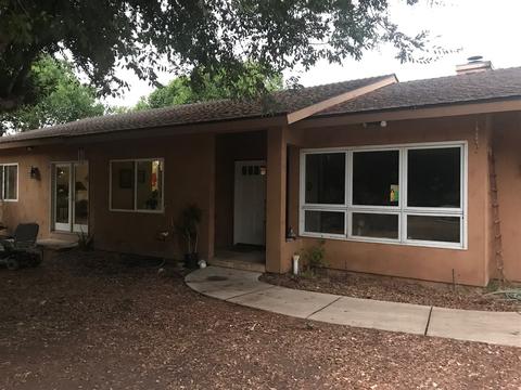 1529 Foothill Dr, Vista, CA 92084 photo 2
