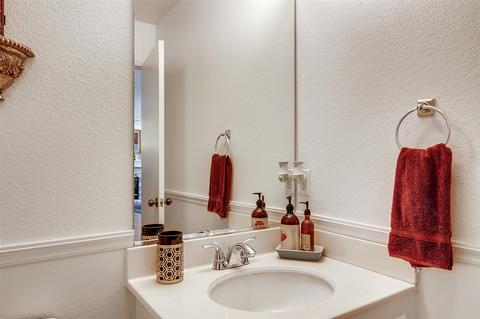 370 La Soledad Way, Oceanside, CA 92057 photo 12