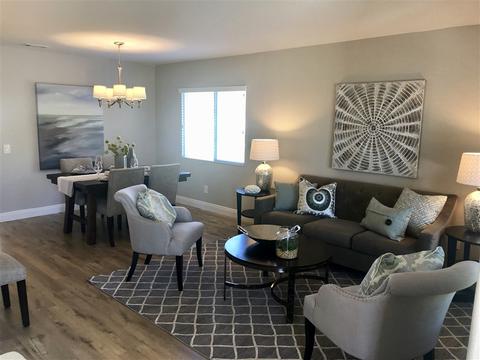 1061 Manteca Dr, Oceanside, CA 92057 photo 2