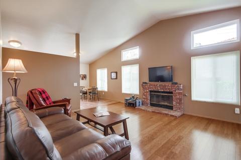 2463 Jasper Gln, Escondido, CA 92029 photo 4