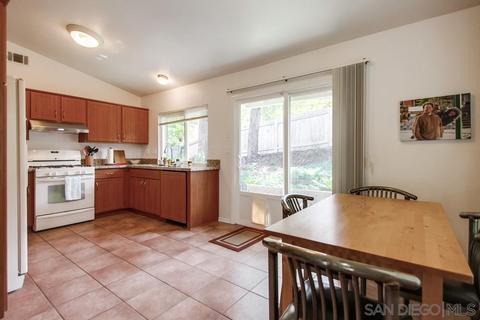 2463 Jasper Gln, Escondido, CA 92029 photo 8