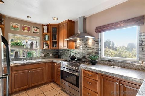 5538 Lesa Rd, La Mesa, CA 91942 photo 10