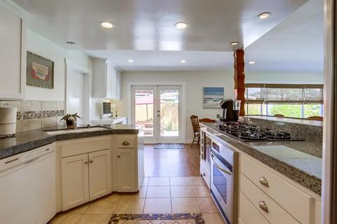 959 Ocean View Ave, Encinitas, CA 92024 photo 9