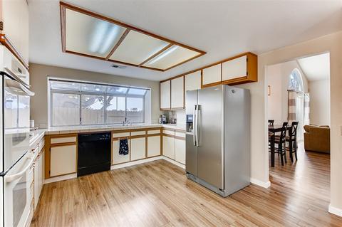1536 Madrid, Vista, CA 92081 photo 8