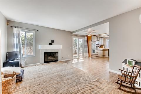 1536 Madrid, Vista, CA 92081 photo 11
