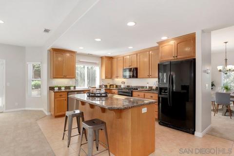 4800 Glen St, La Mesa, CA 91941 photo 5