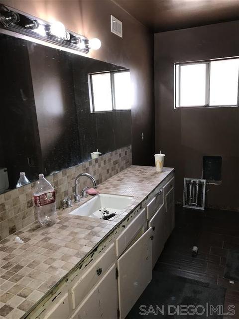 1315 Manor Dr, El Cajon, CA 92021 photo 8