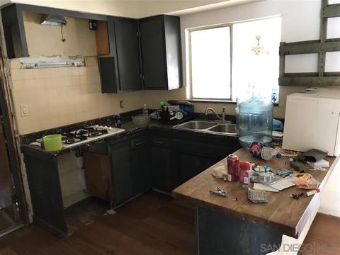 1315 Manor Dr, El Cajon, CA 92021 photo 4