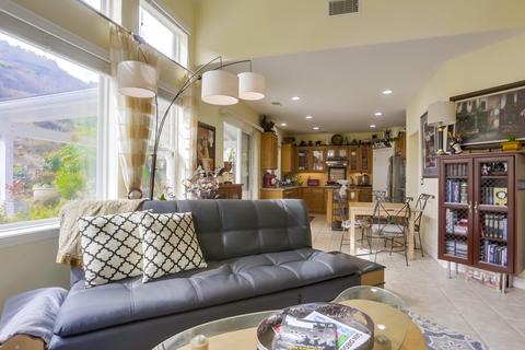 5037 Ashberry Rd, Carlsbad, CA 92008 photo 8