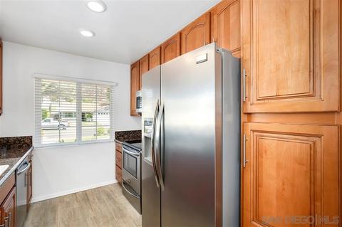 10364 Princess Marcie Dr, Santee, CA 92071 photo 10