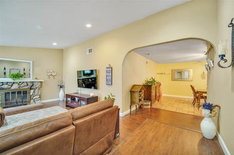 10228 Carreta Dr, Santee, CA 92071 photo 4
