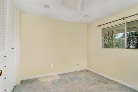 1086 Crest Dr, Encinitas, CA 92024 photo 8