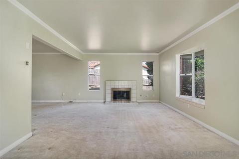 1086 Crest Dr, Encinitas, CA 92024 photo 2