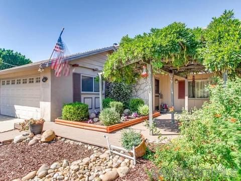 5331 Wheaton St, La Mesa, CA 91942 photo 4