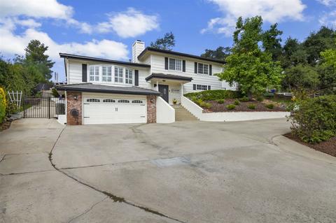 28140 Mountain Meadow Rd, Escondido, CA 92026 photo 1