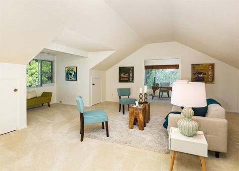 8552 Nottingham Pl, La Jolla, CA 92037 photo 11